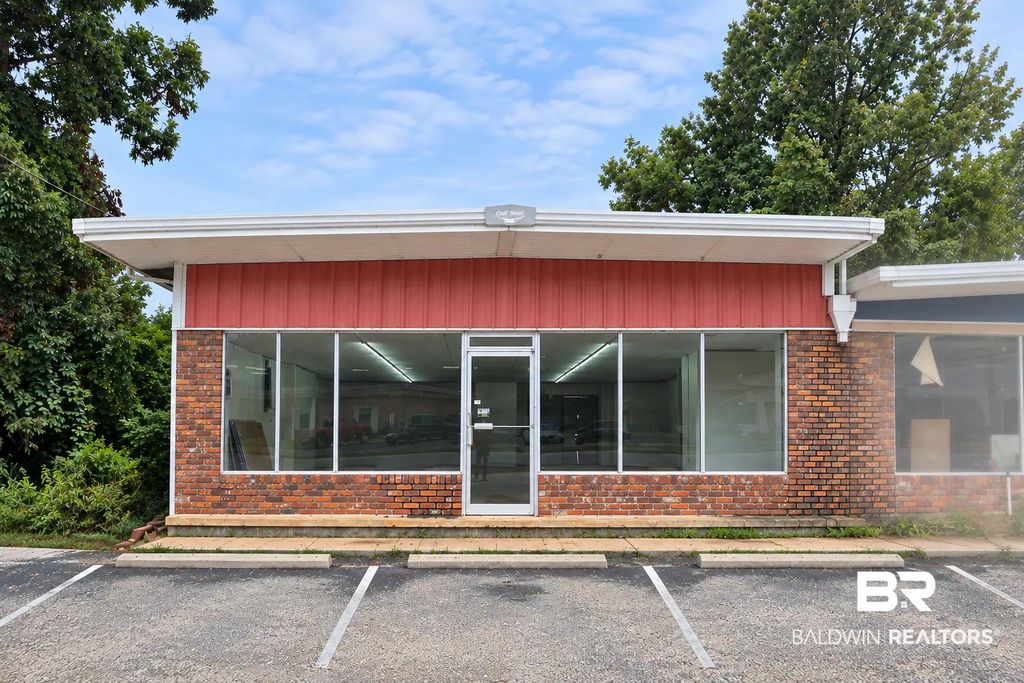 526 W Front Street, Evergreen