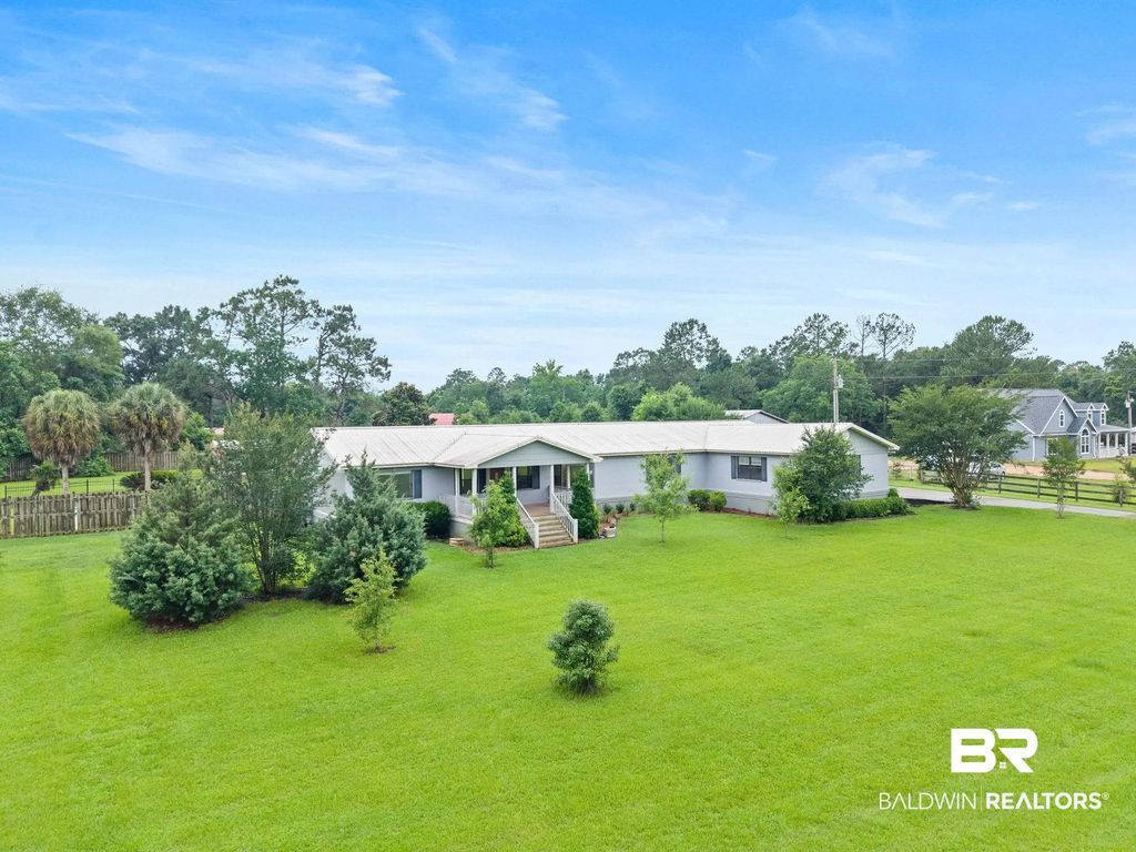 22408 Price Grubbs Road, Robertsdale