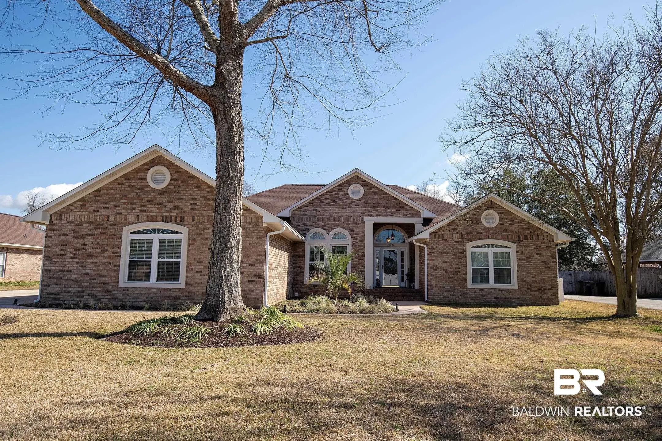 Photo of Listing #394581