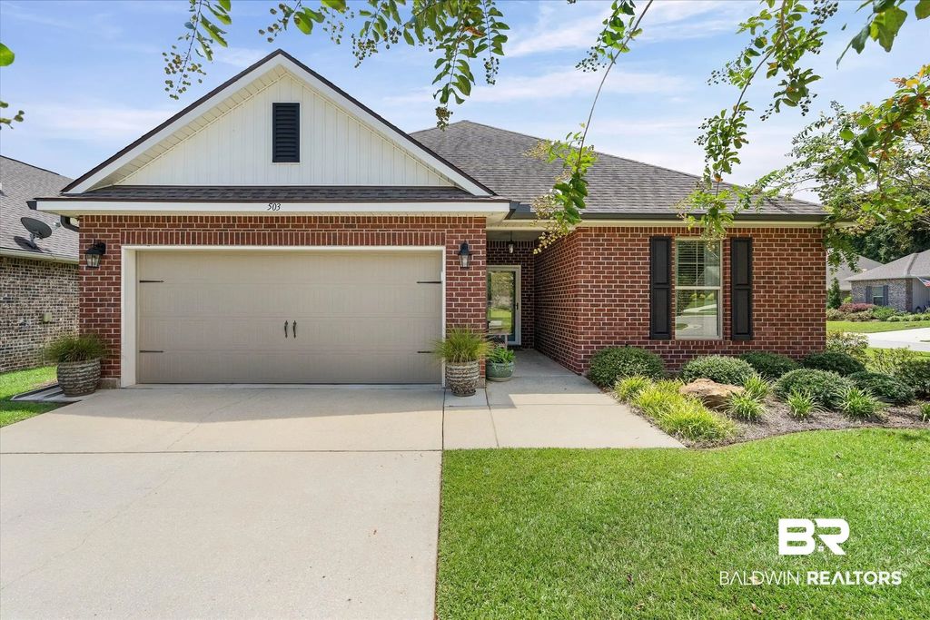 503 Crackwillow Avenue, Fairhope