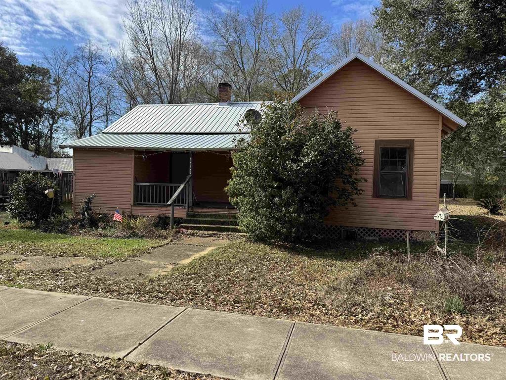 1111 Hand Avenue, Bay Minette