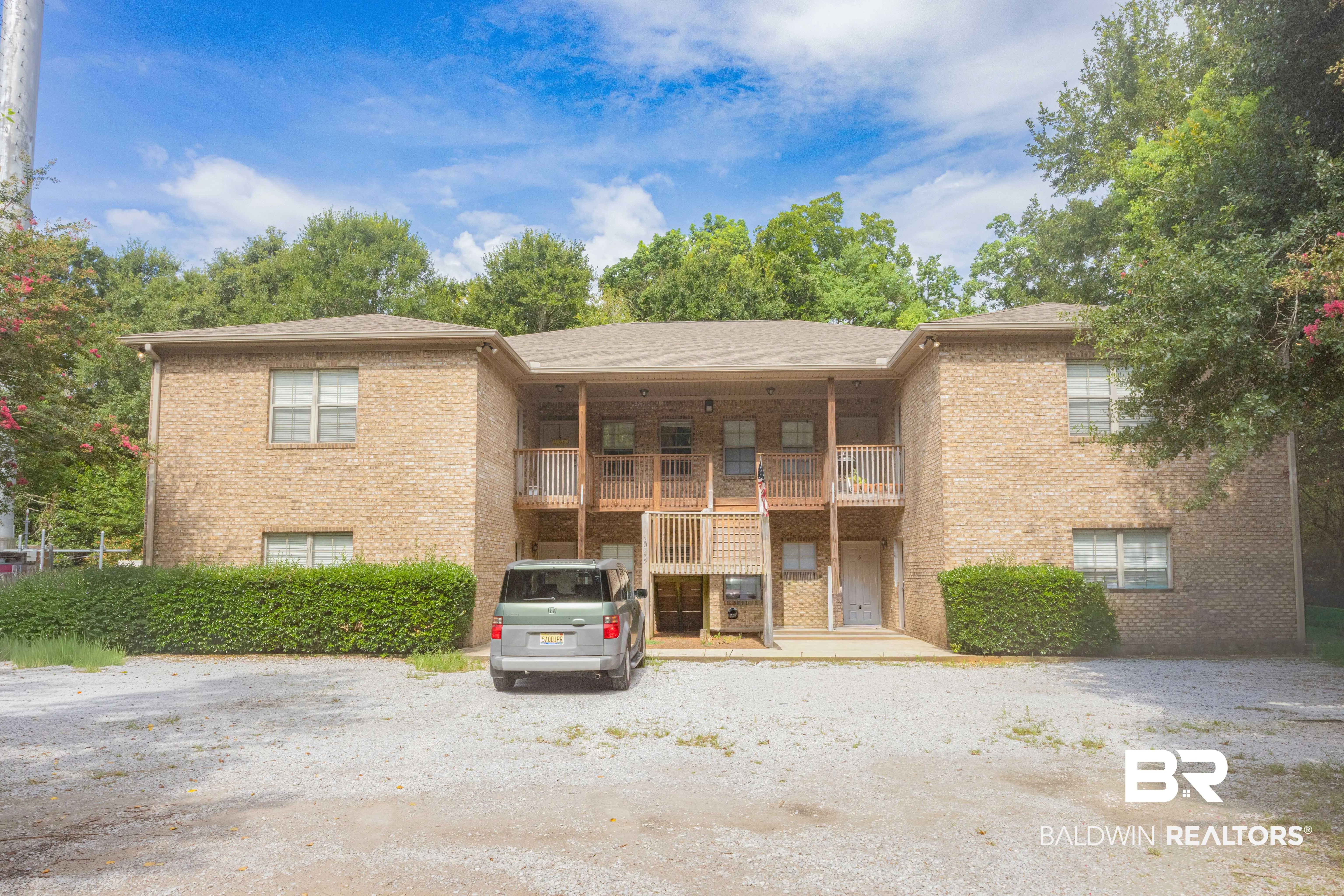 Photo of Listing #408589