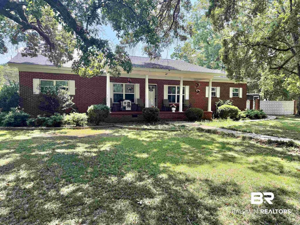 413 Wiggins Road, Frisco City