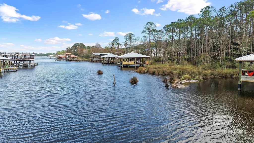 Wolf Bay Drive, Foley