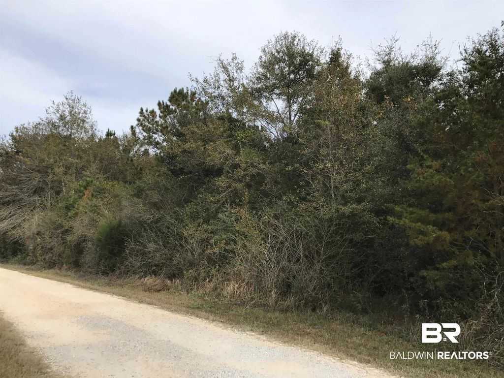 24050 N River Road, Daphne