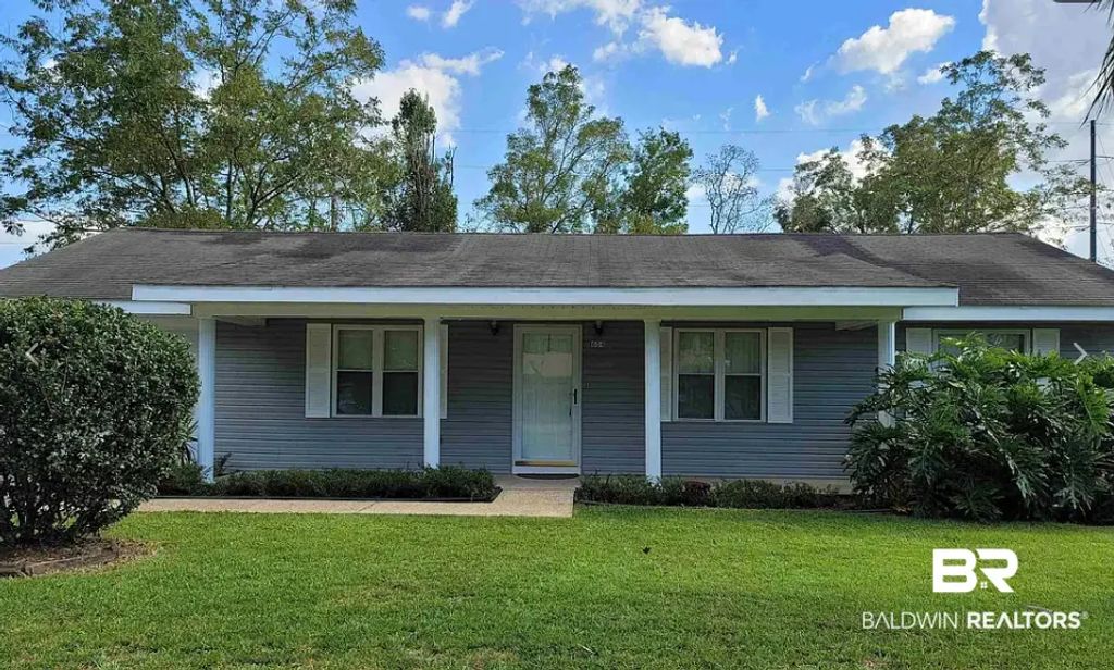 604 Eastgate Circle, Foley