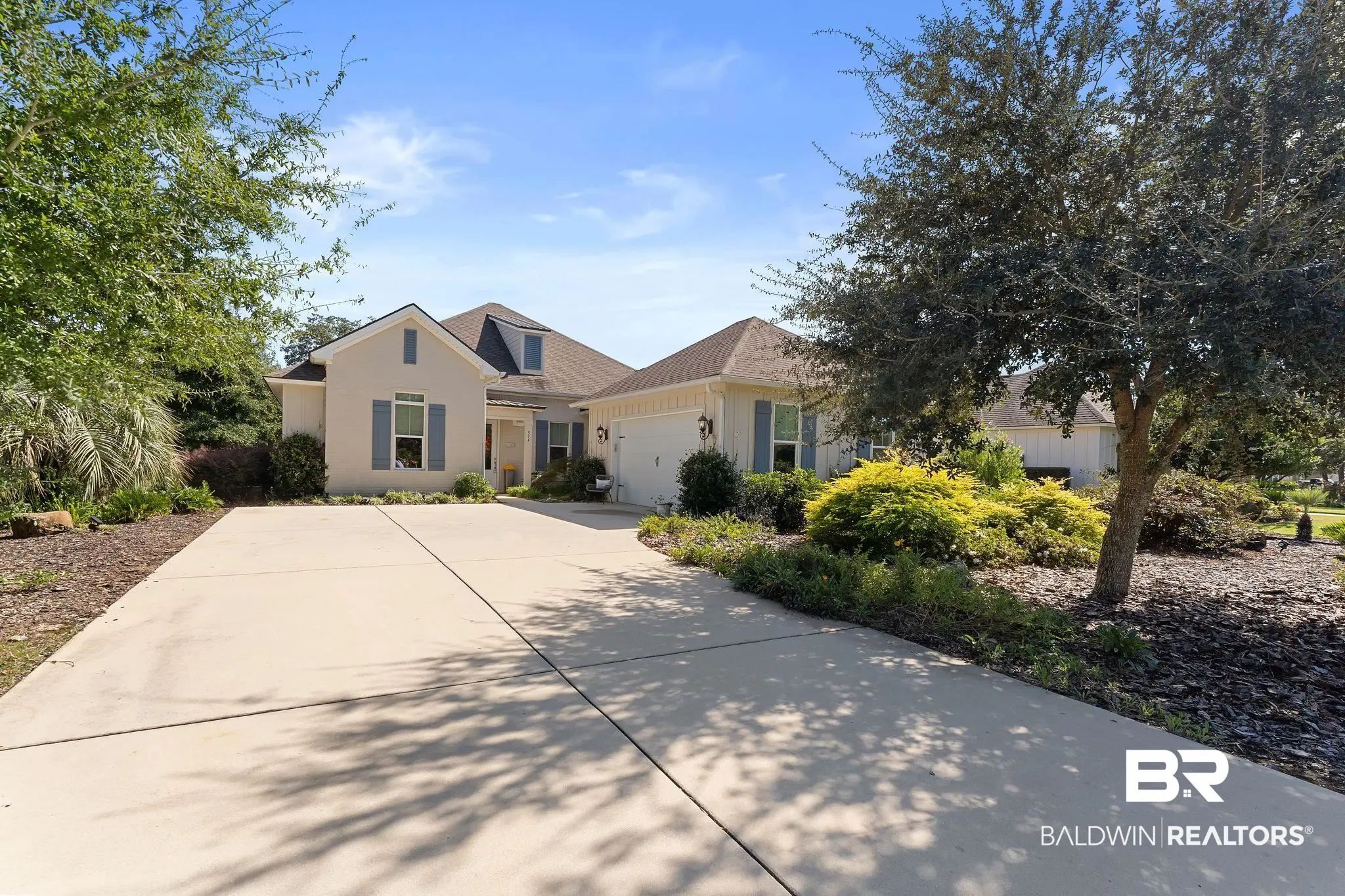 Photo of Listing #387100