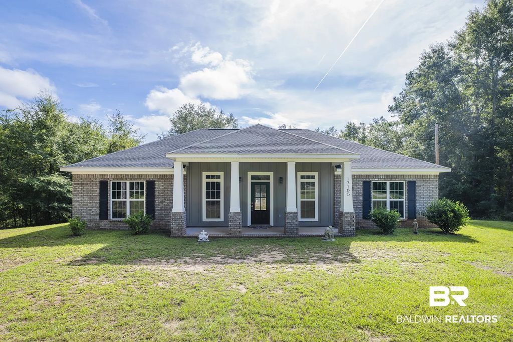 17105 Givens Lane, Bay Minette