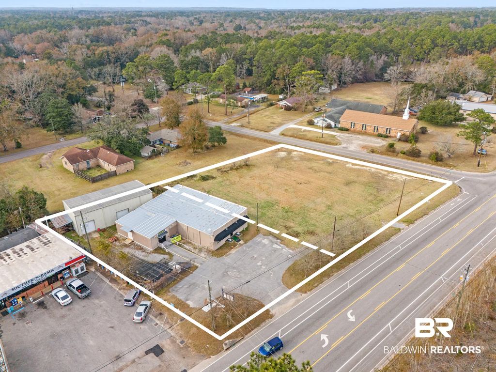 4008 Dauphin Island Parkway, Mobile