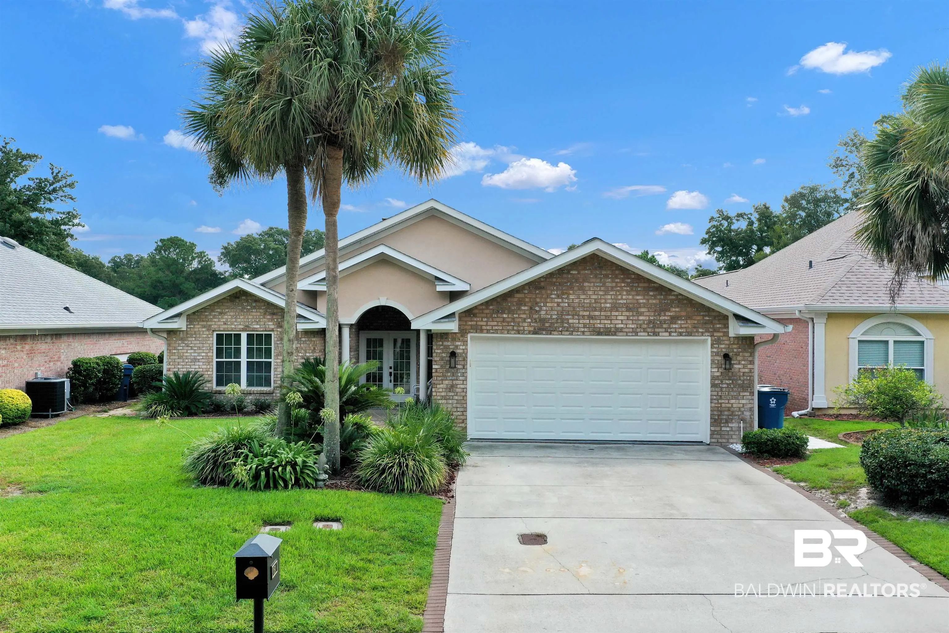 Photo of Listing #383265