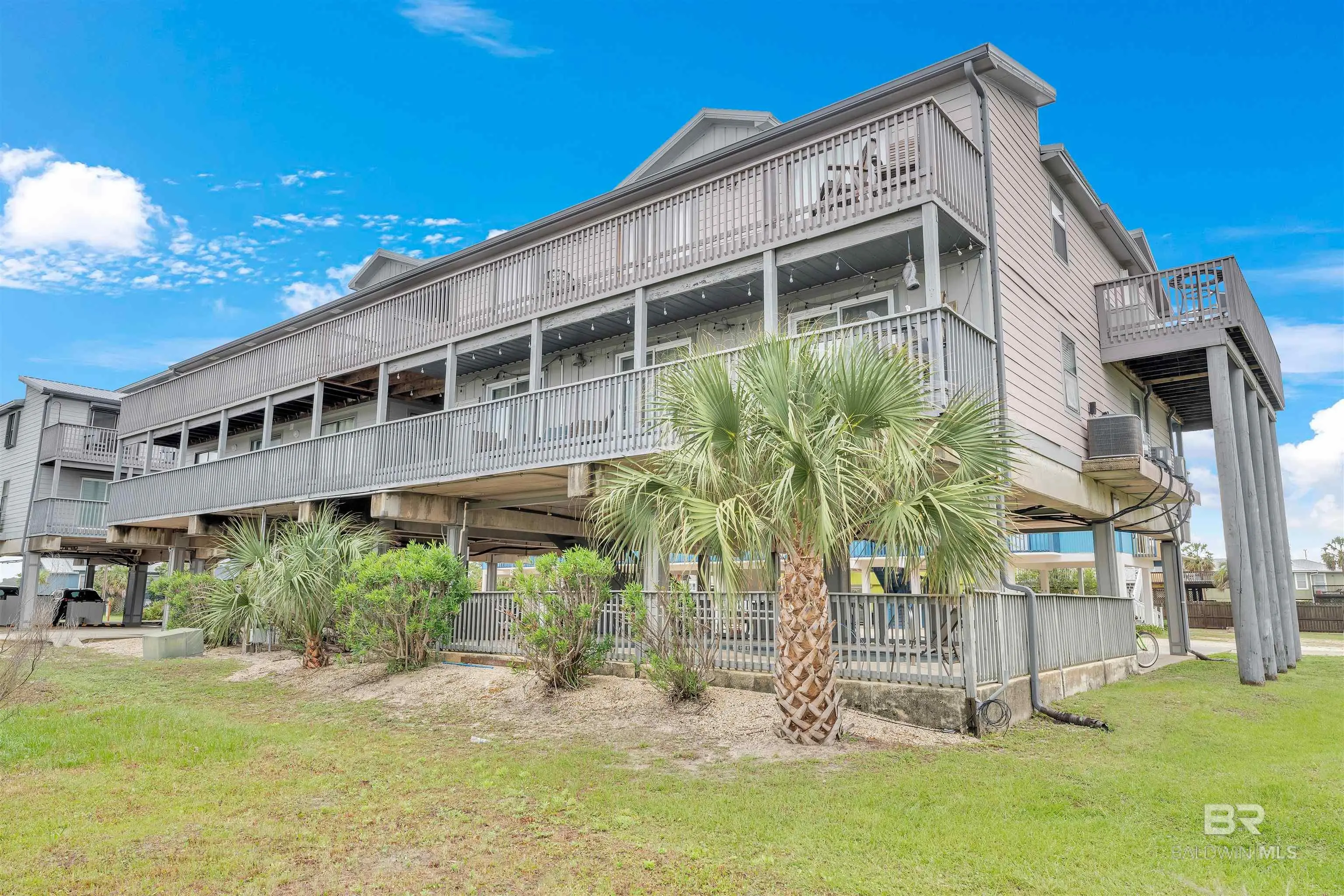 Photo of Listing #379087