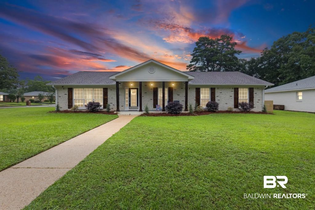 6208 S Pine Needle Drive, Mobile