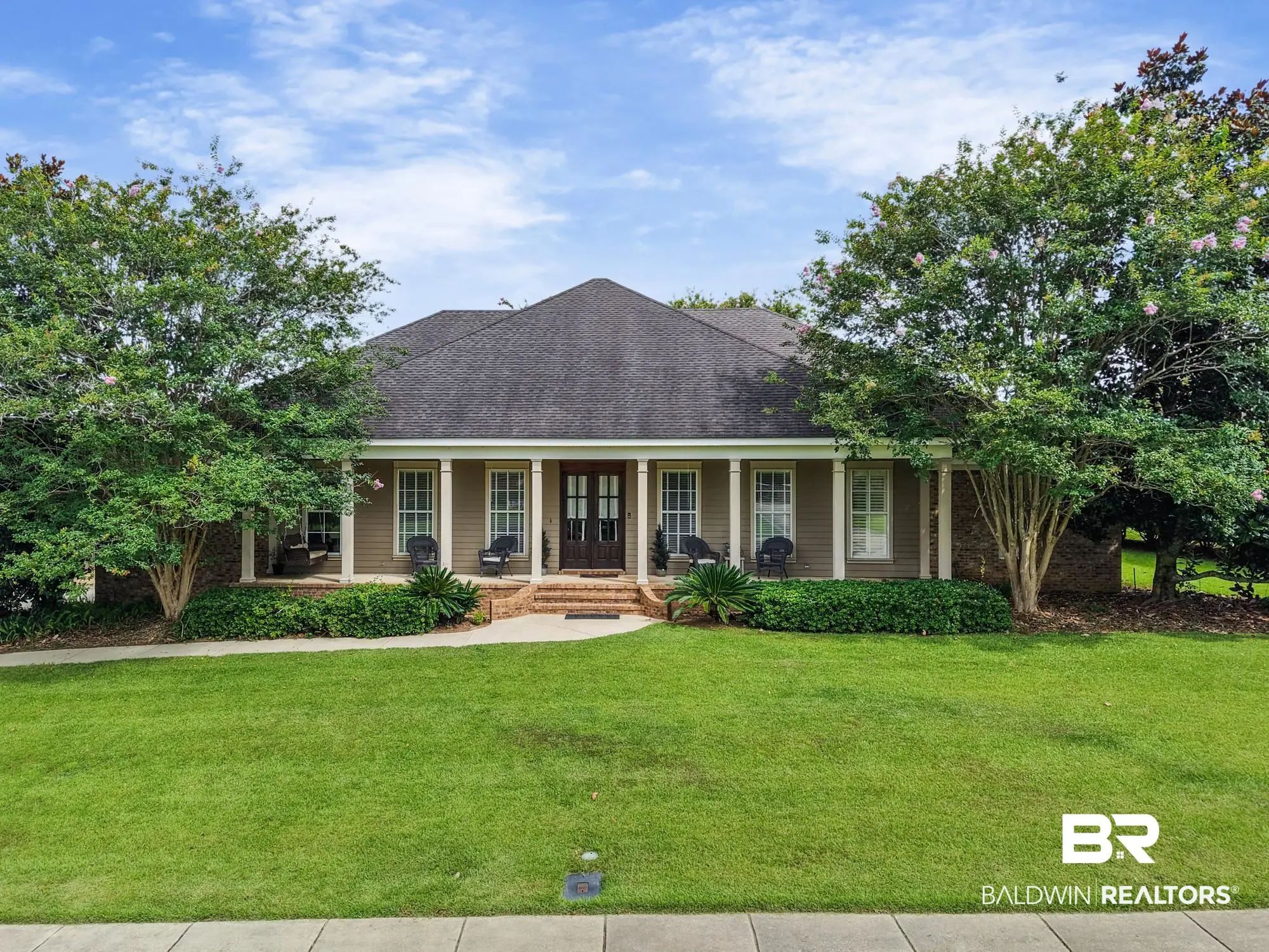 Photo of Listing #399009