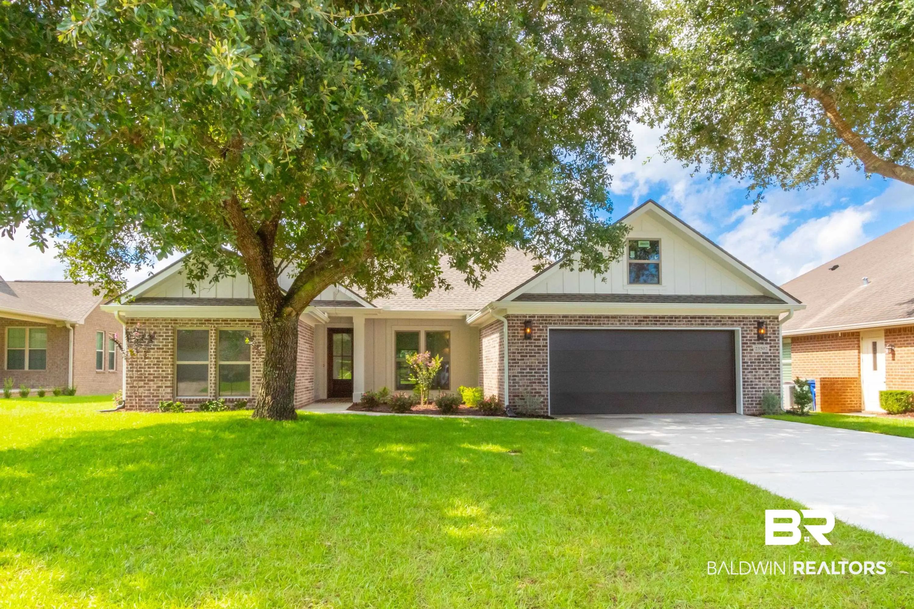 Photo of Listing #383887