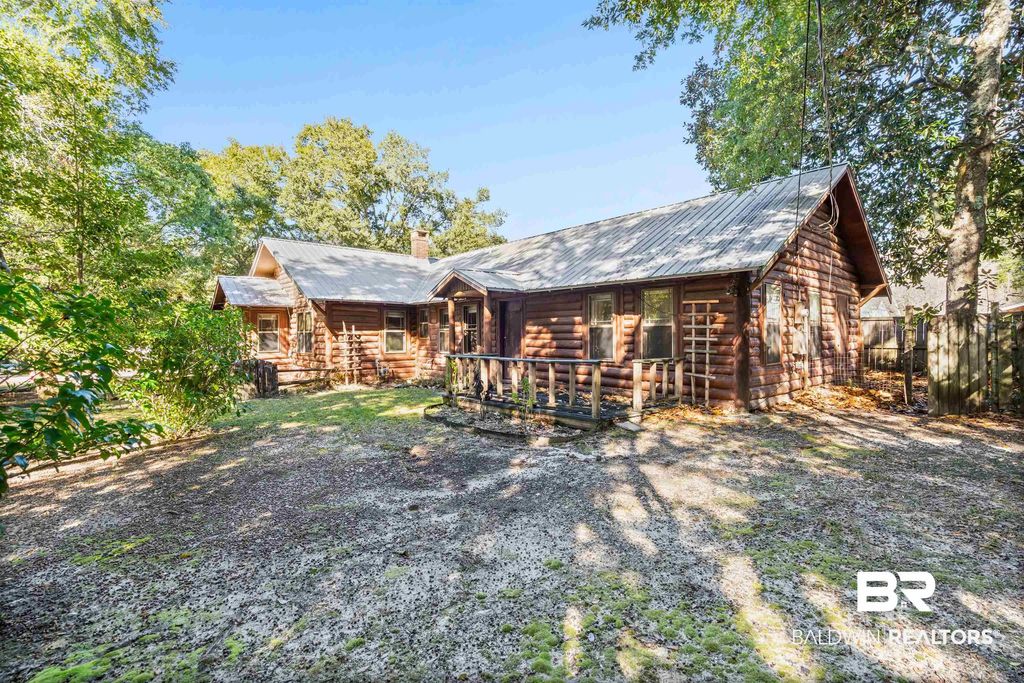 107 S Bayview Street, Fairhope