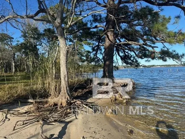 12664 6th Street, Lillian