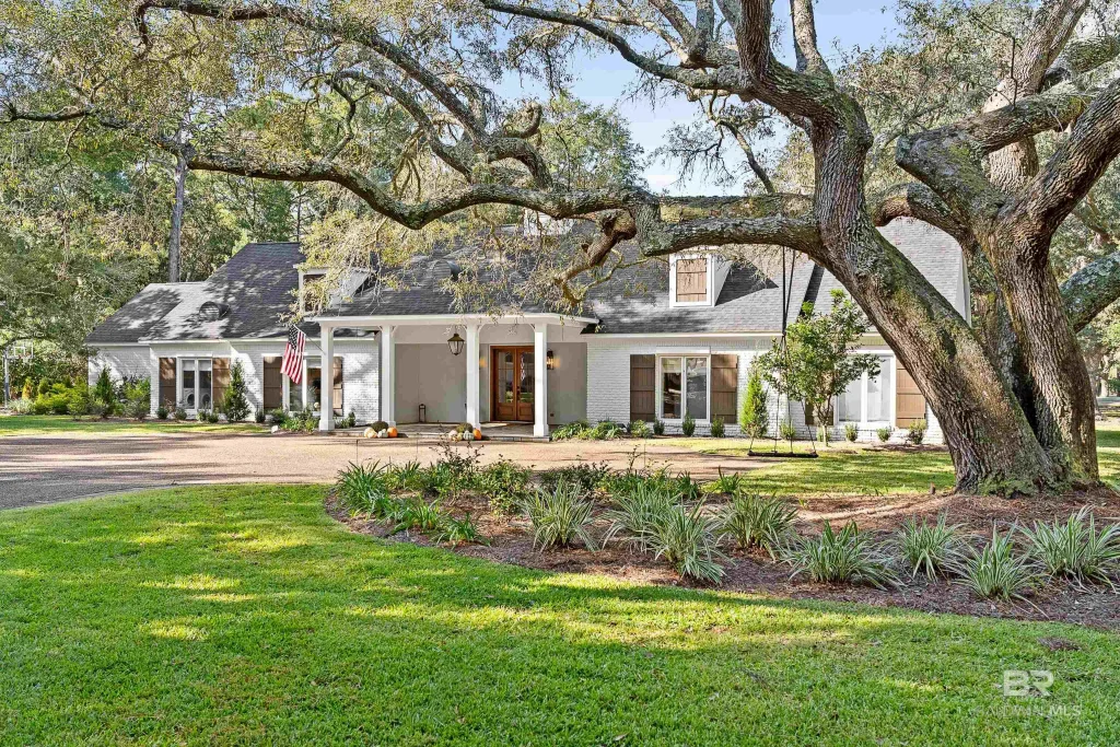 18247 Woodland Drive, Fairhope