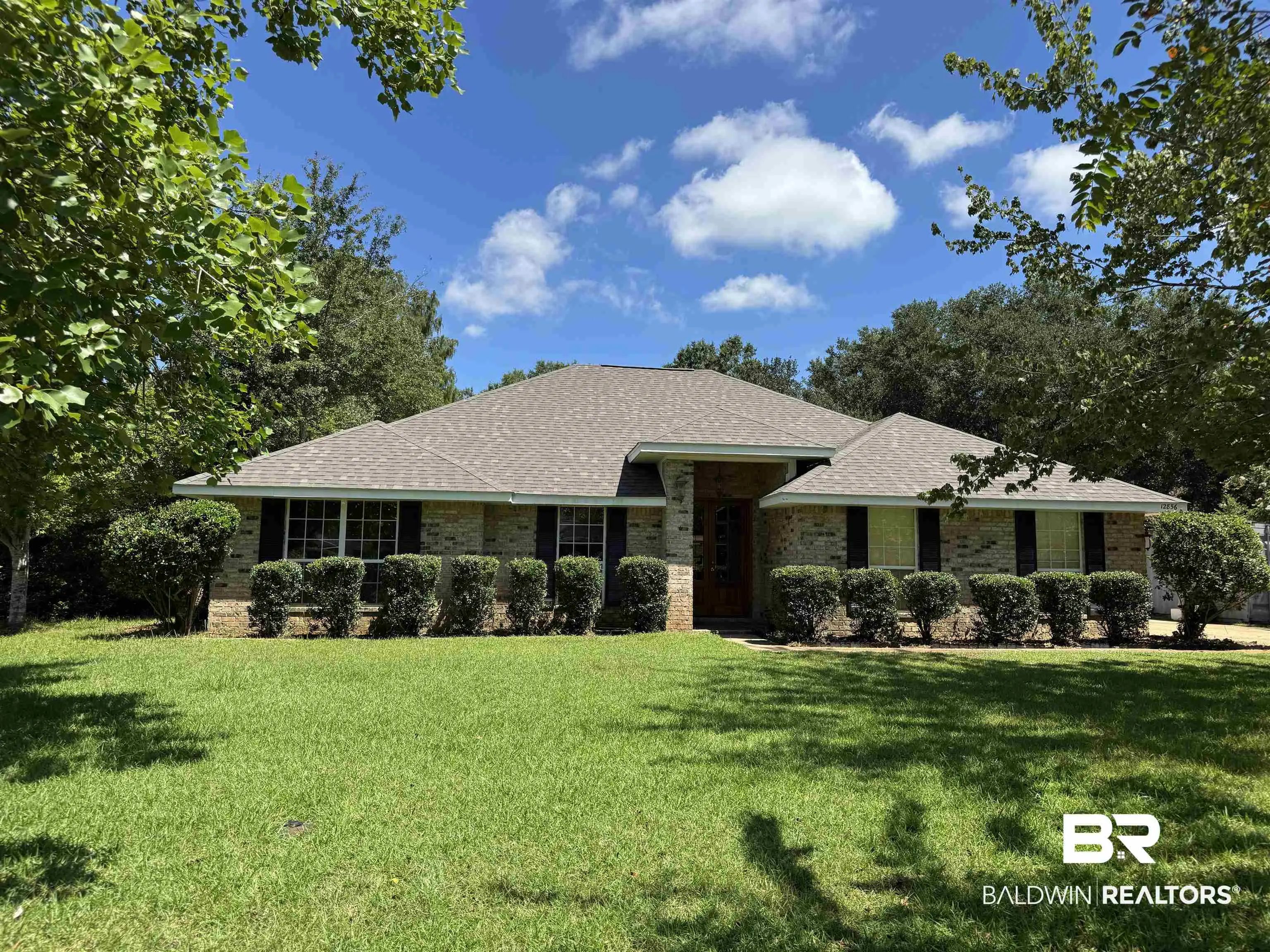 Photo of Listing #391664