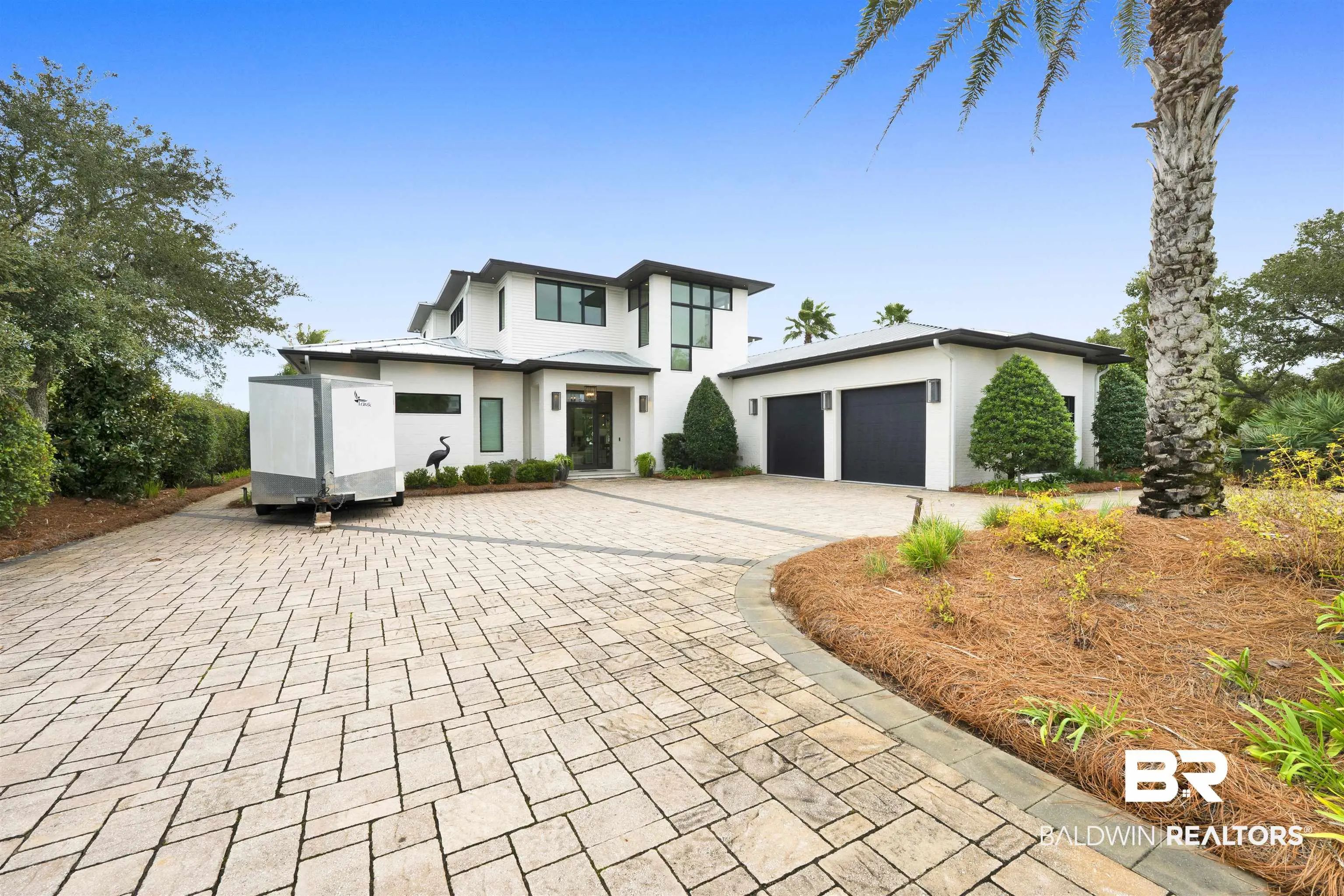 Photo of Listing #389661