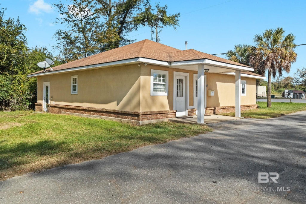 23571 Highway 59, Robertsdale