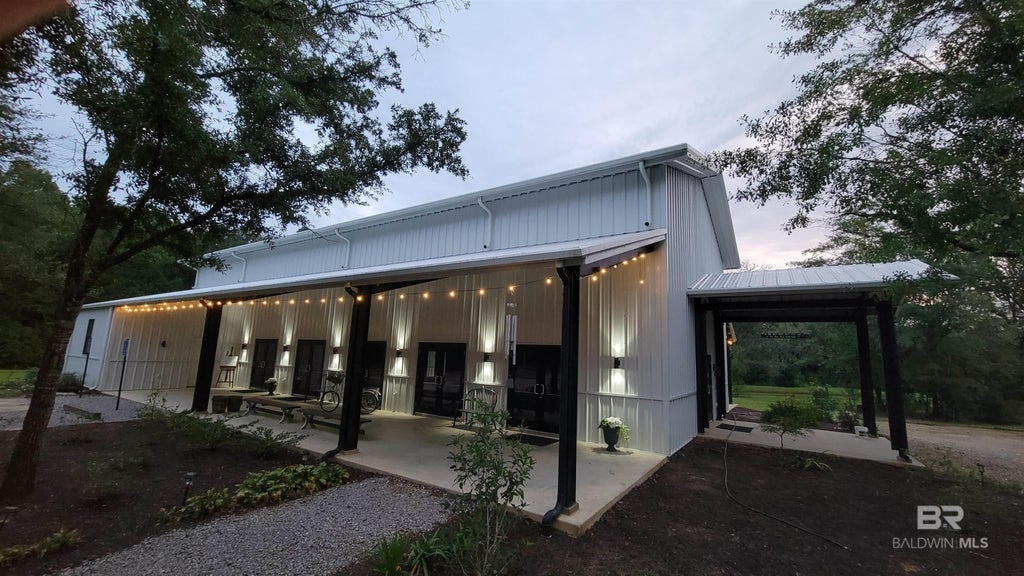 27300 Schoen Road, Elberta