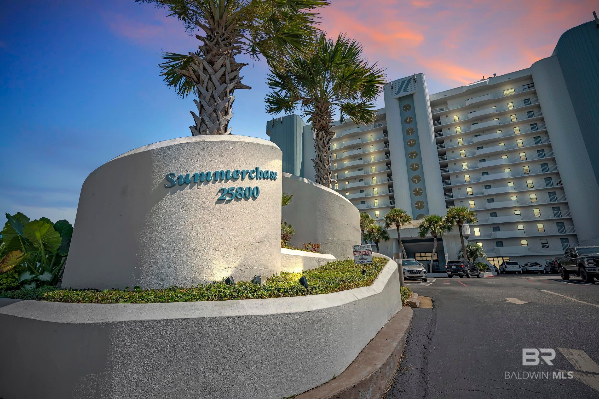 Photo of Listing #384702