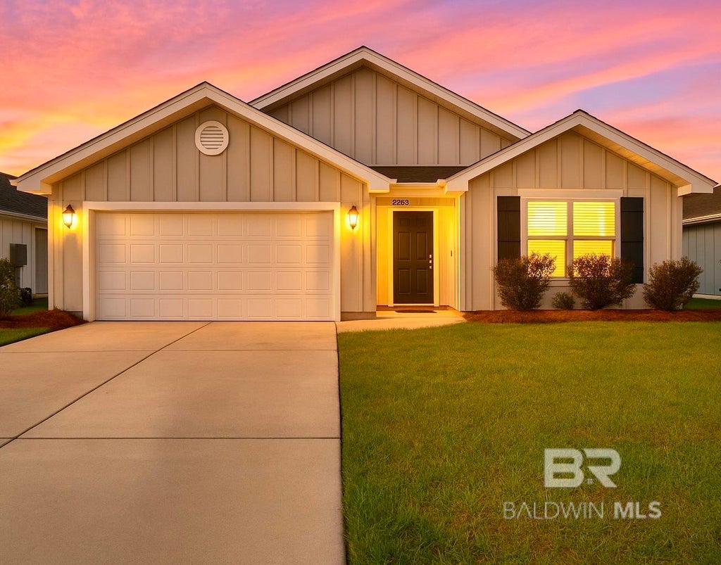 22433 Aleutian Avenue, Foley