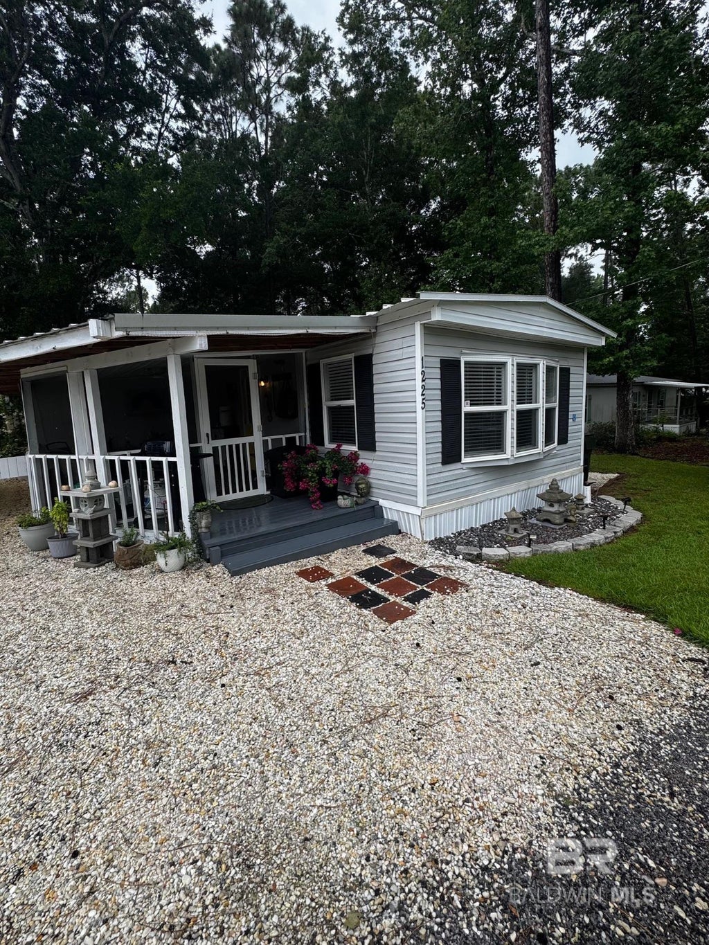 1225 Chagrin Drive, Lillian