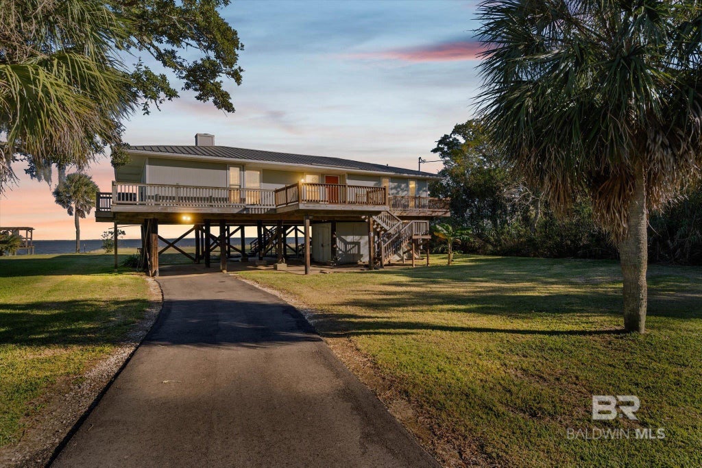 2751 Beach Avenue, Theodore