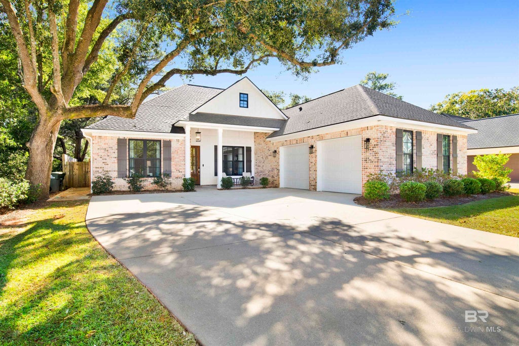 710 Van Avenue, Daphne