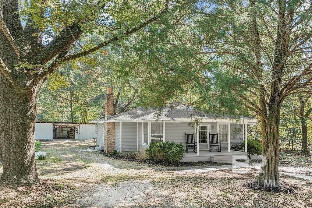 5060 Oak Crest Drive, Wilmer