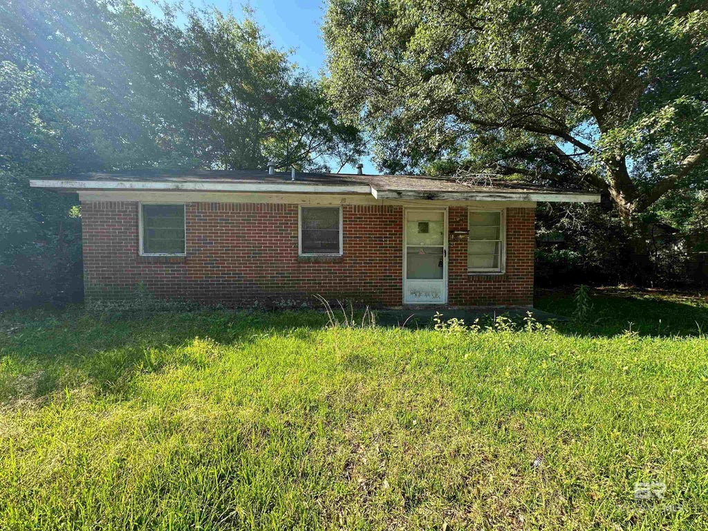 2007 Balthrop Street, Mobile