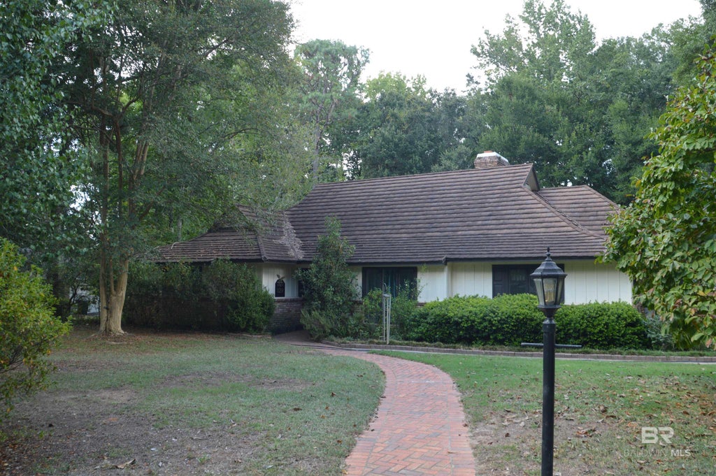 329 Bay Hill Drive, Daphne