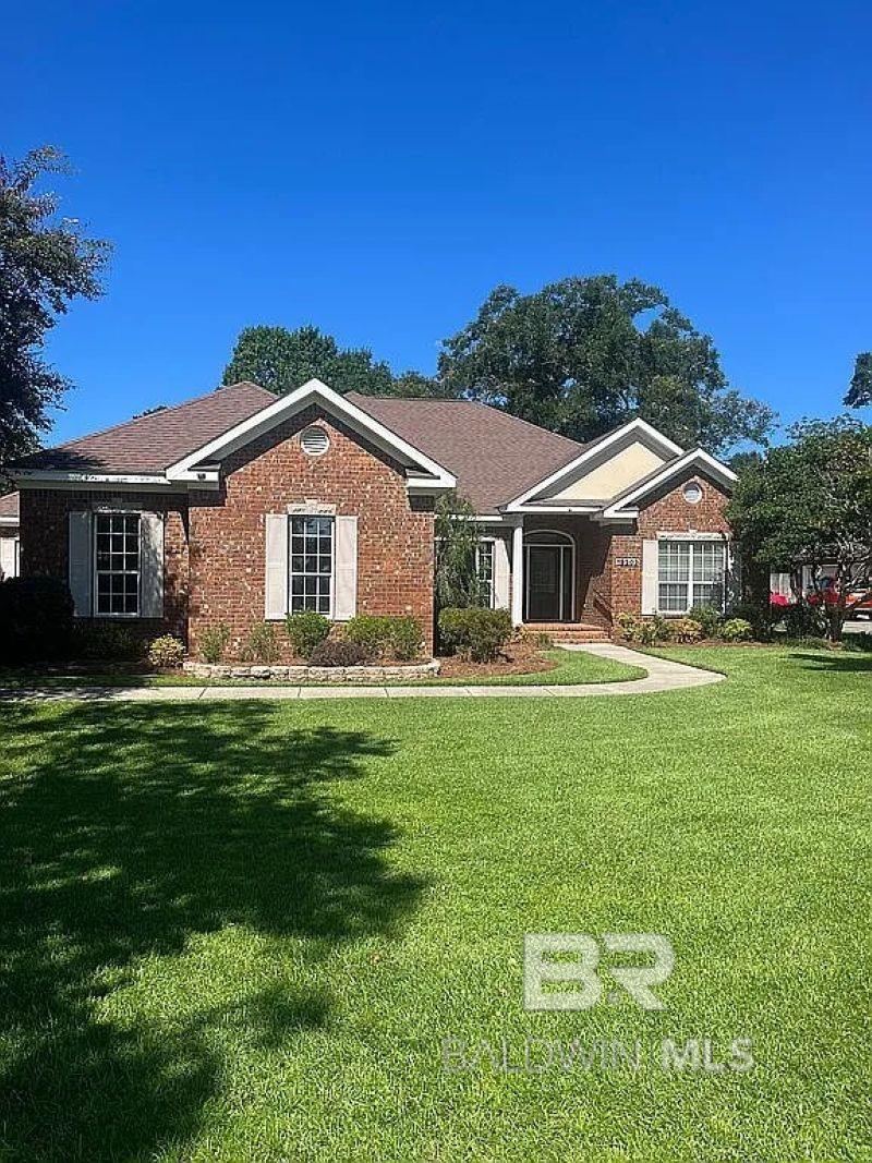 19203 County Road 13, Fairhope