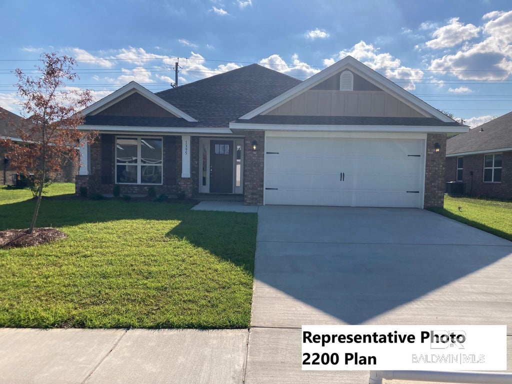 616 Mayflower Drive, Foley