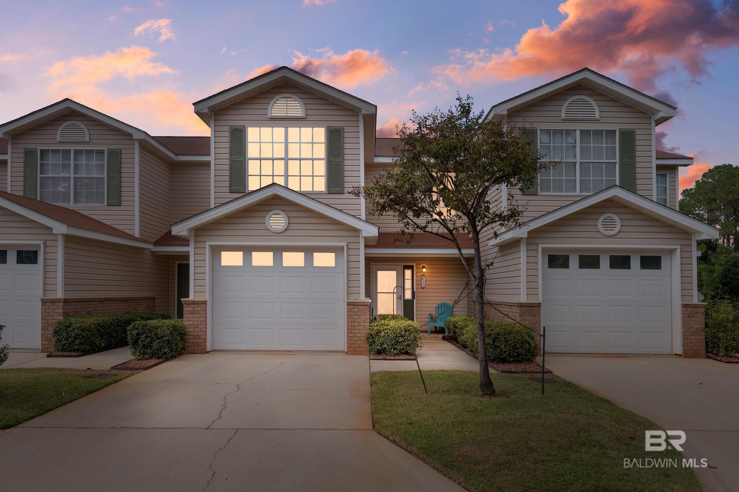 Photo of Listing #385087