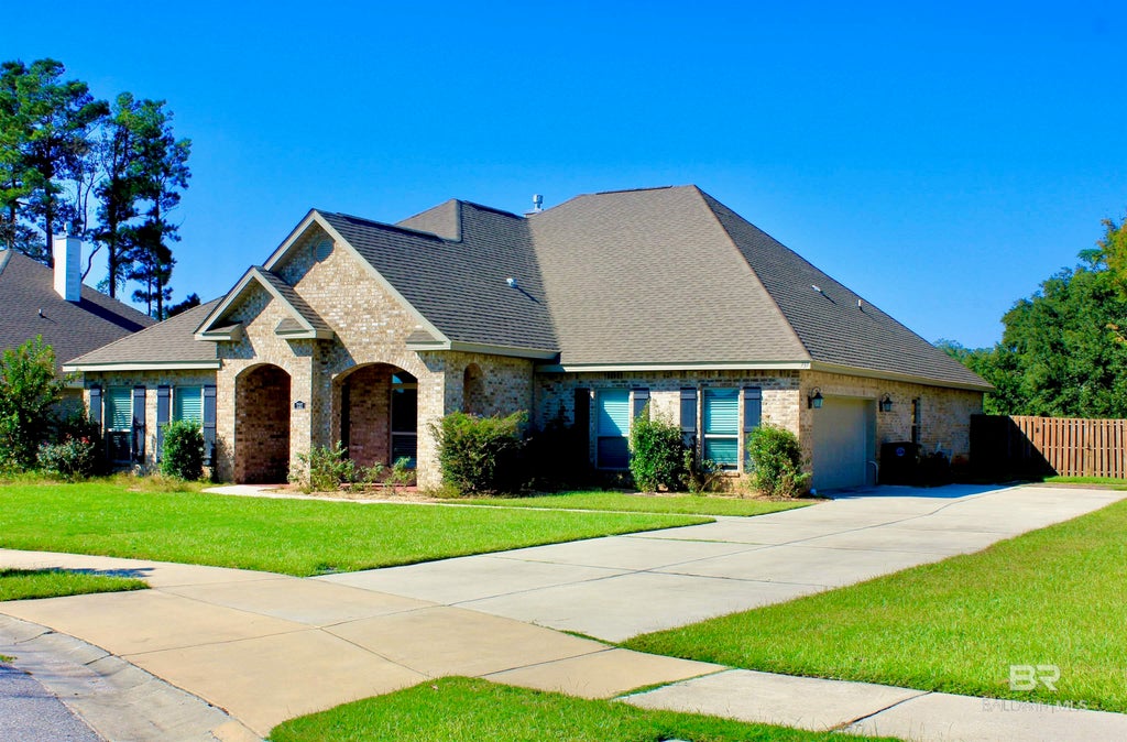 737 Winesap Drive, Fairhope