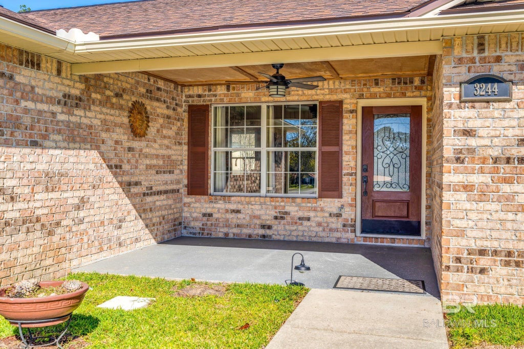 3244 Spanish Cove Dr N, Lillian