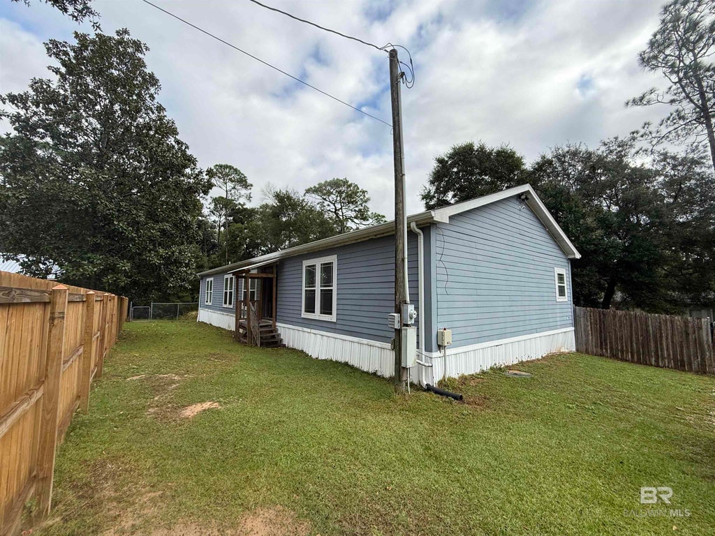 1274 Caney Loop, Lillian