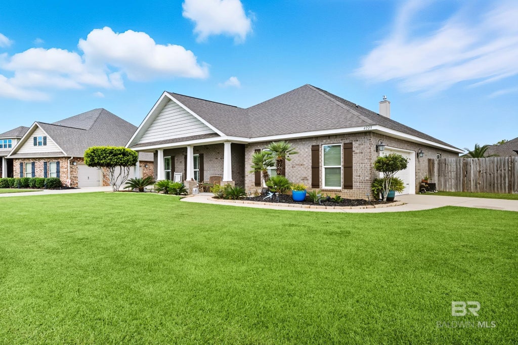 4229 Grove Street, Gulf Shores