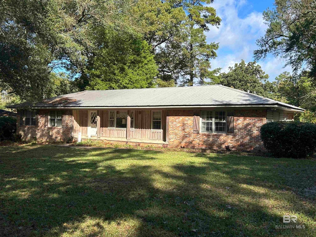234 Rodgers Lane, Brewton