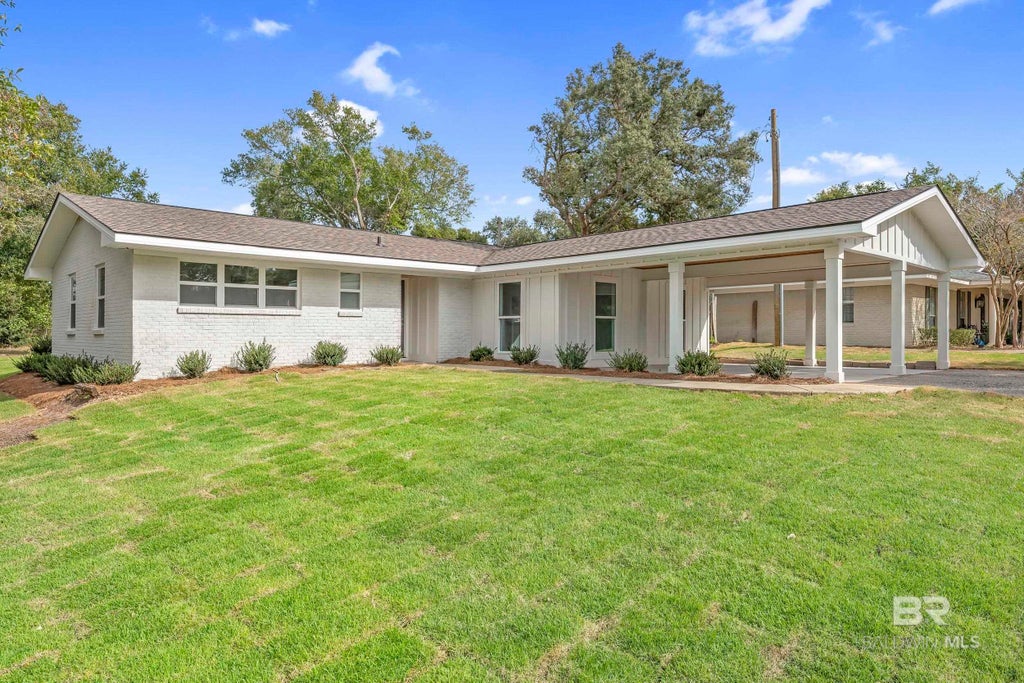 324 Hilltop Drive, Gulf Shores