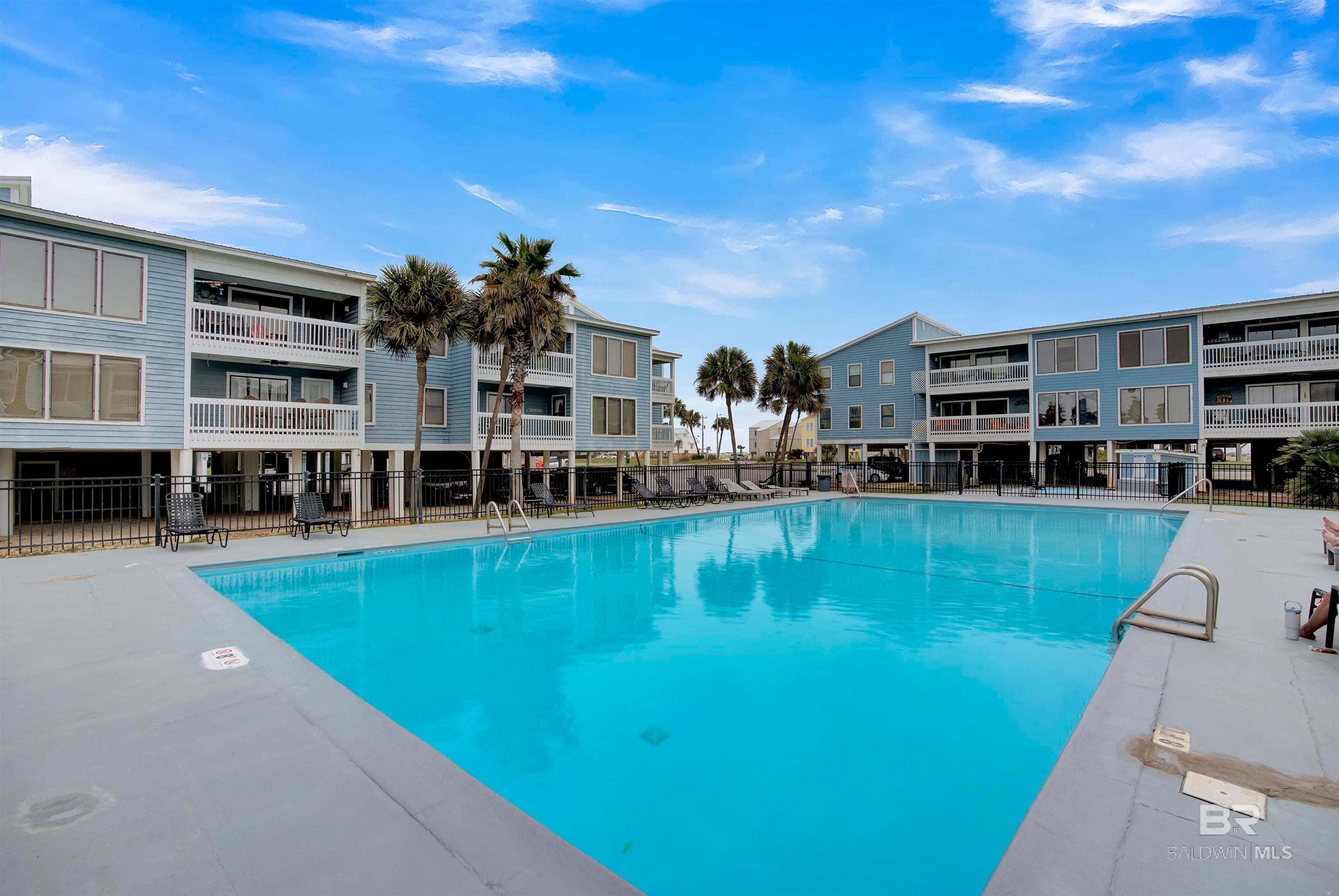 Photo of Listing #385755