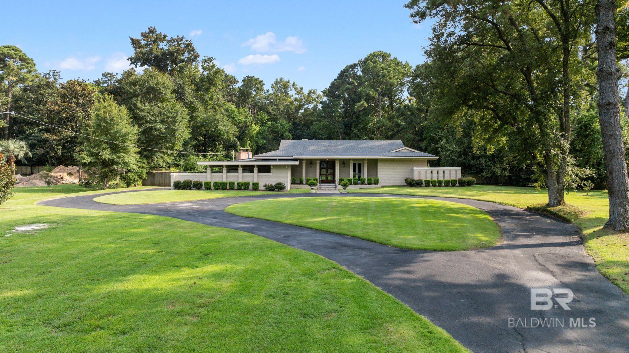 Photo of Listing #385253