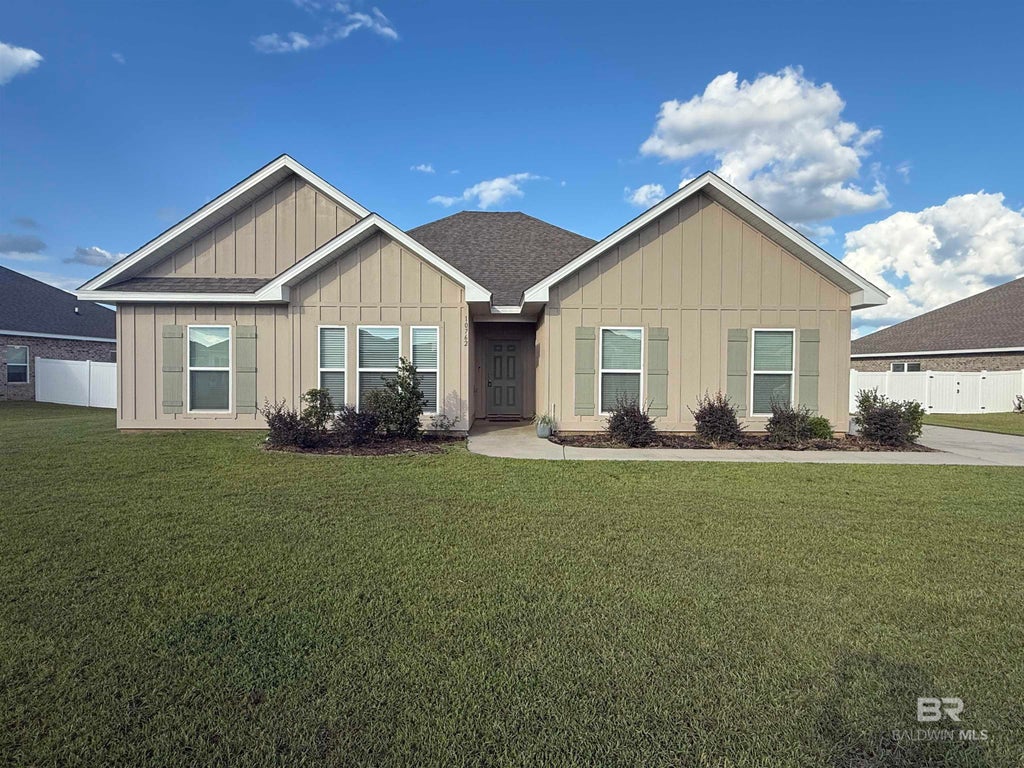 10762 Winning Colors Trail, Daphne