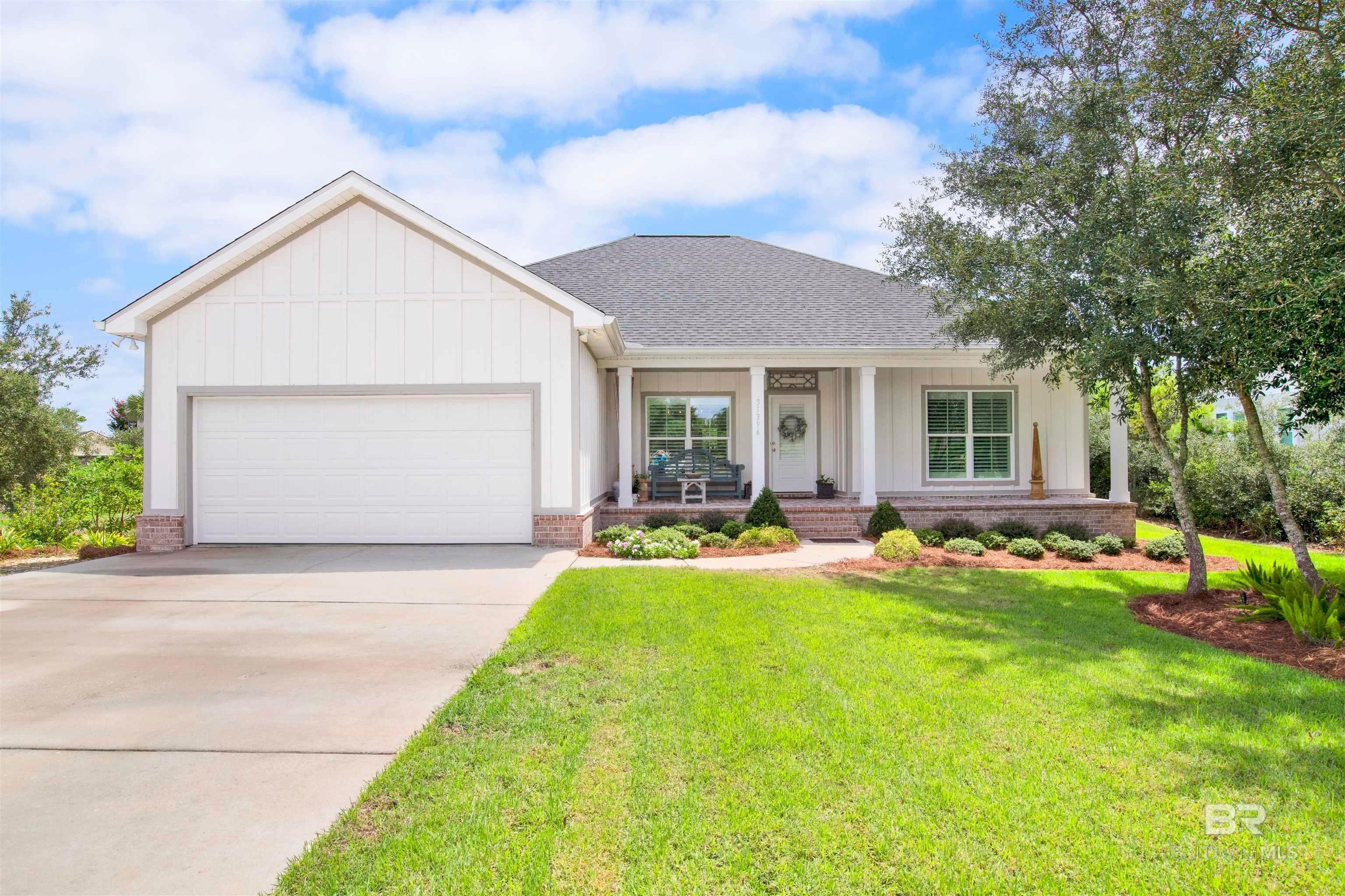 Photo of Listing #383763