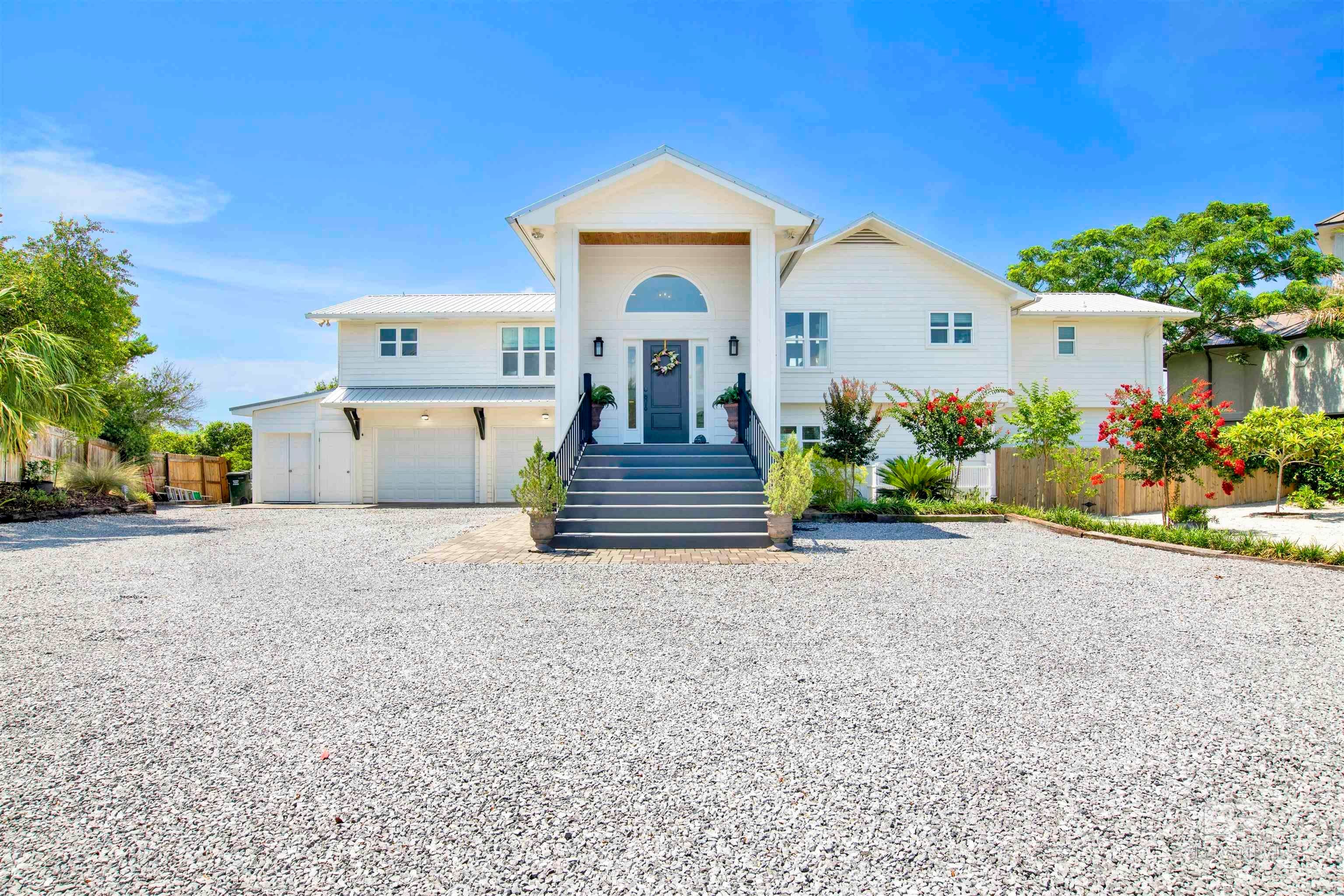 Photo of Listing #380598