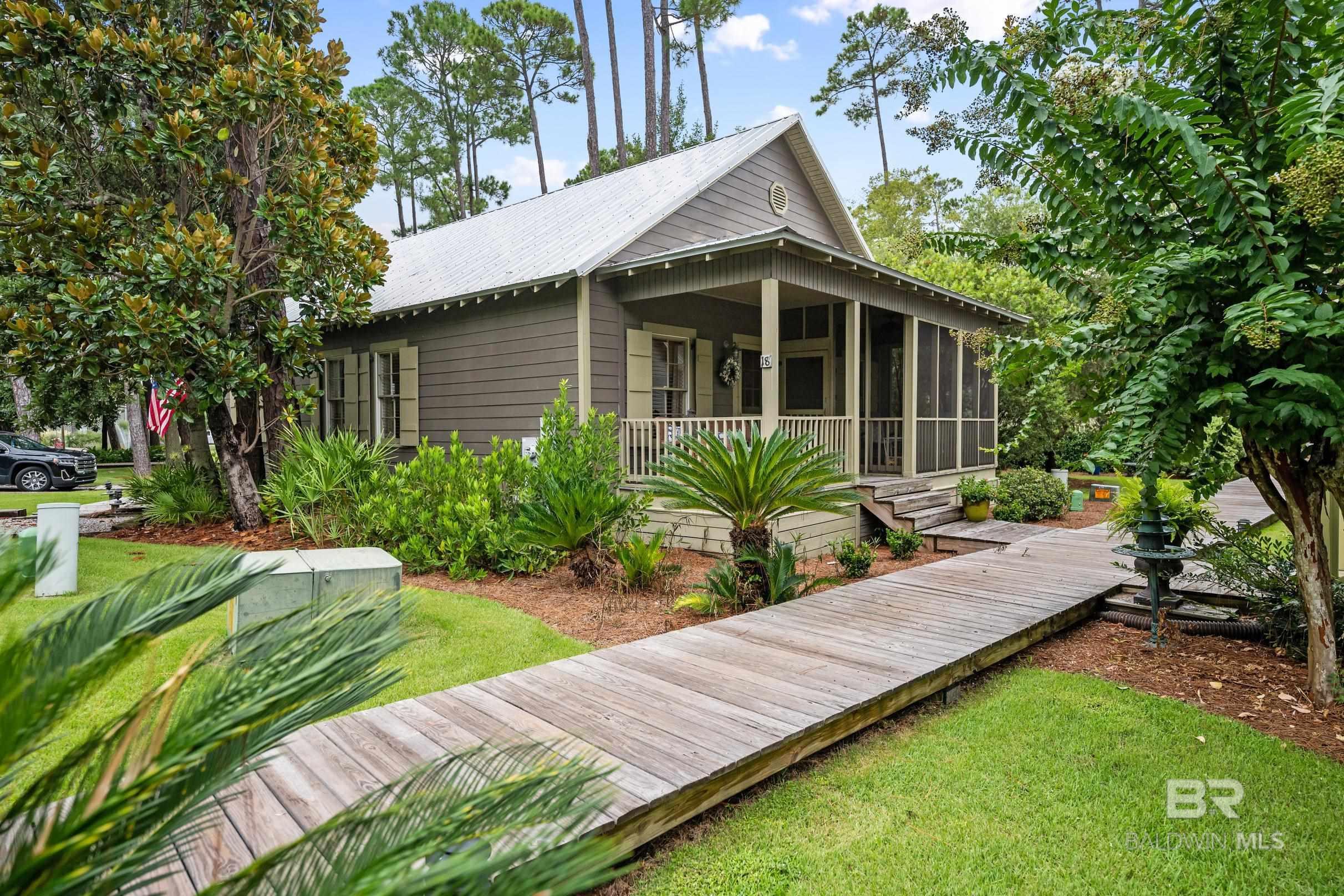 Photo of Listing #383428