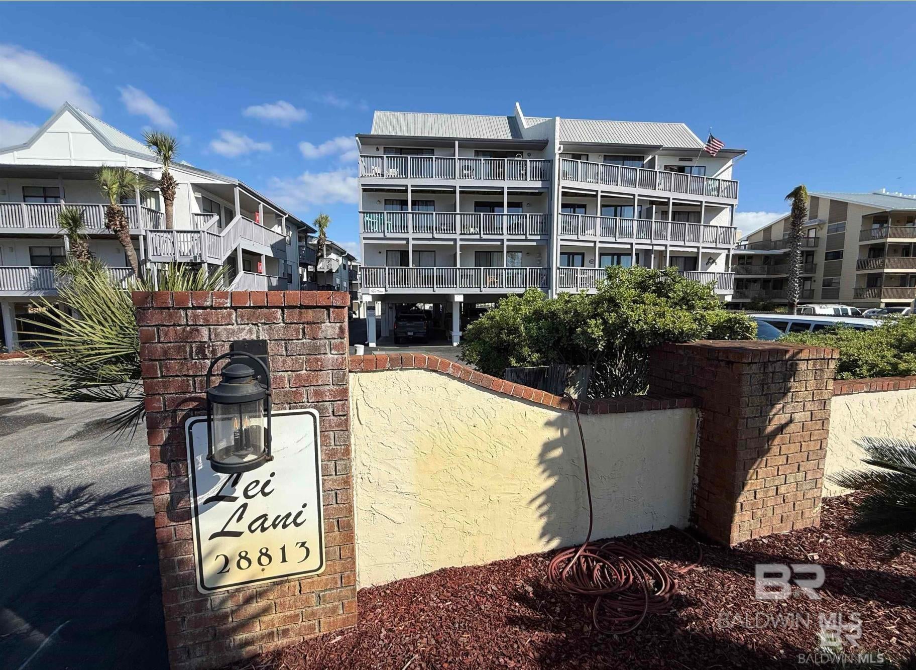 Photo of Listing #376612