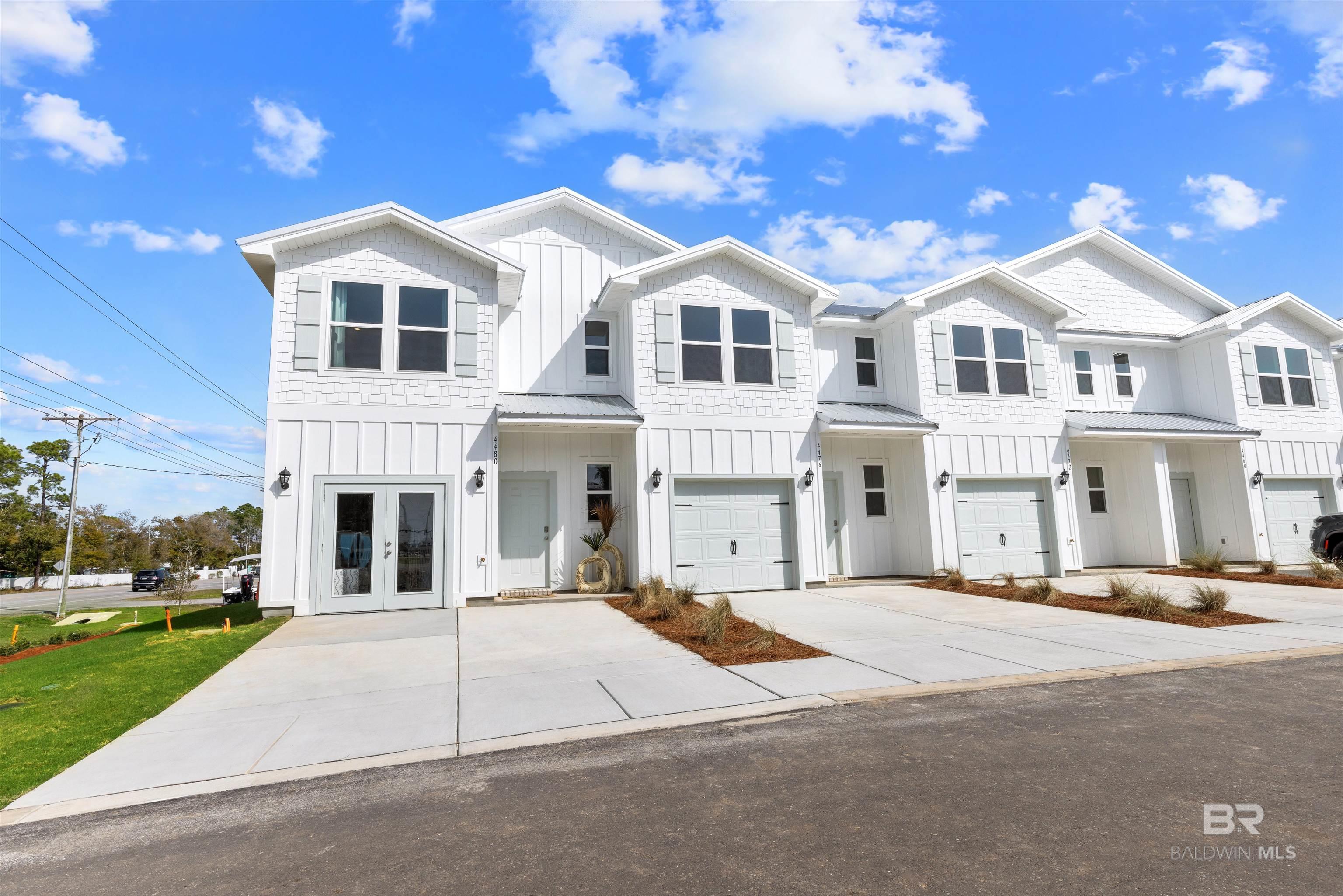 Photo of Listing #382114